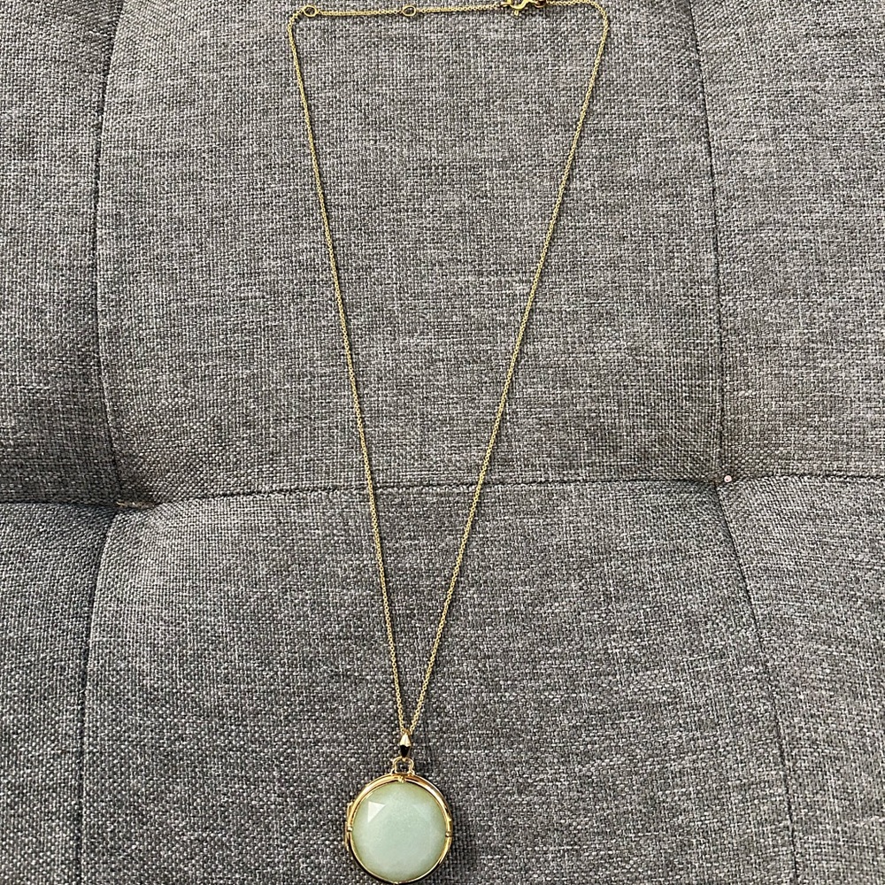 Stella & Dot Gold Necklace with Green Pendant